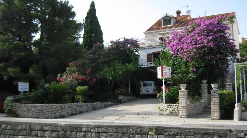 Perun Guest House - image 12