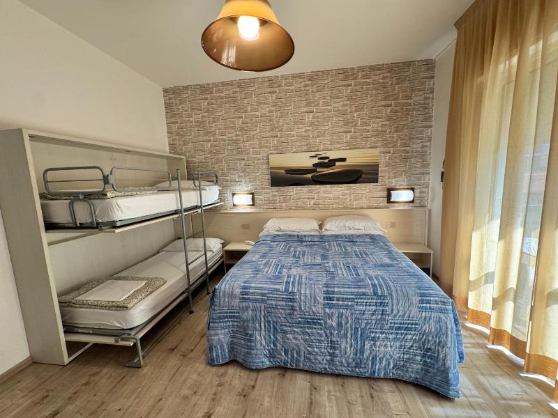 Regina Urban Beach Hotel - image 40