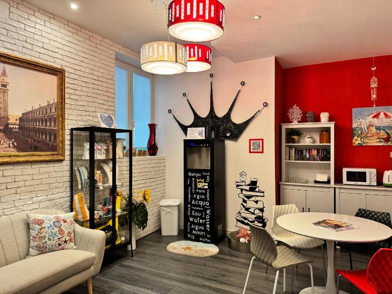 Regina Urban Beach Hotel - image 31