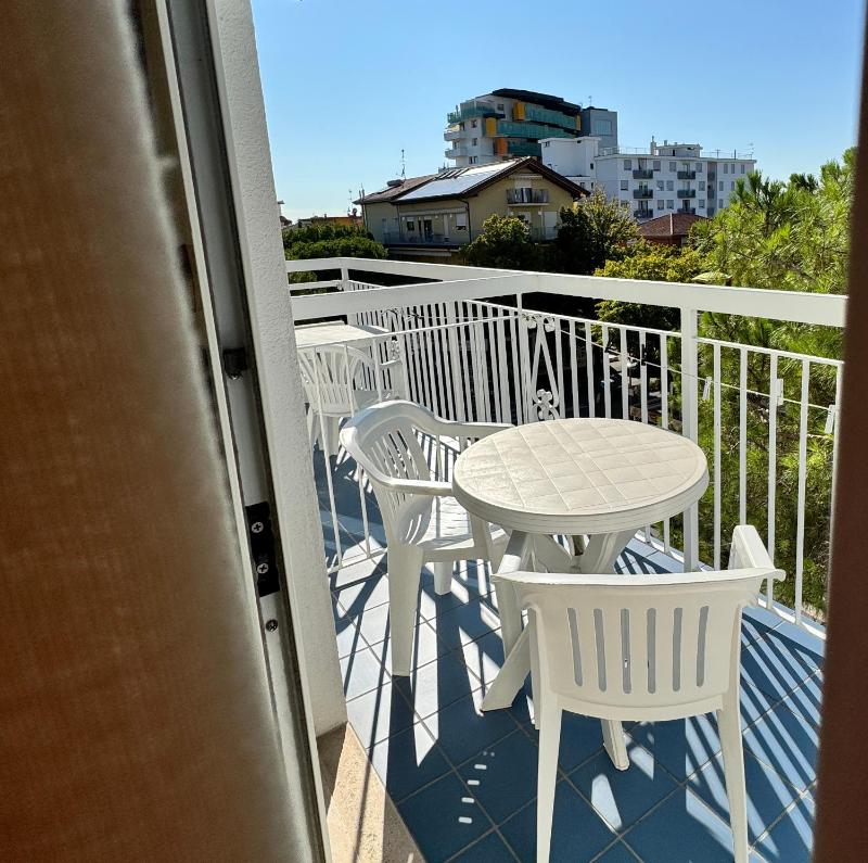 Regina Urban Beach Hotel - image 13