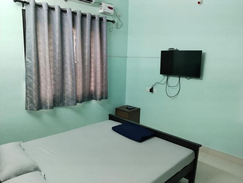 Royal 2 Bed Room Apartment -Opp Mattuthavai Bus stand Madurai - image 15