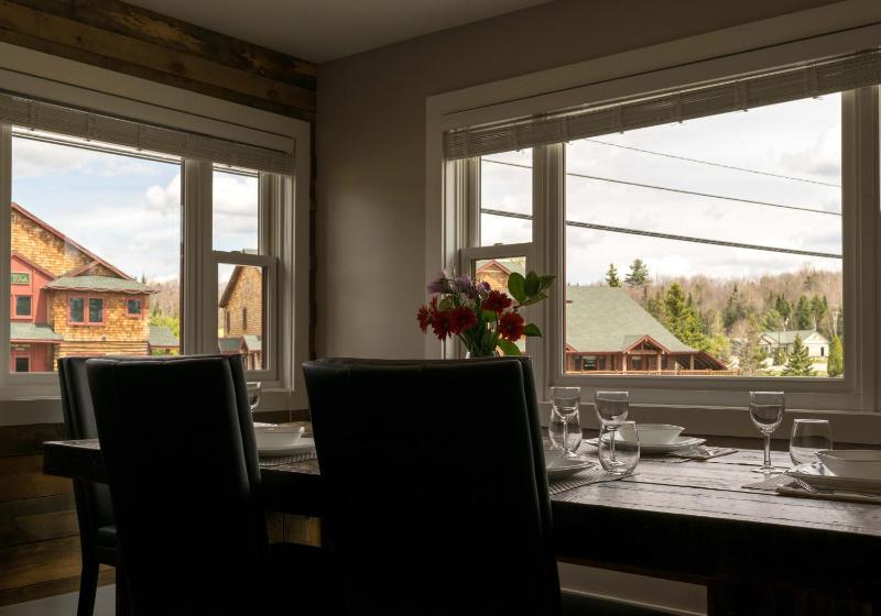 Four-Bedroom House image 2