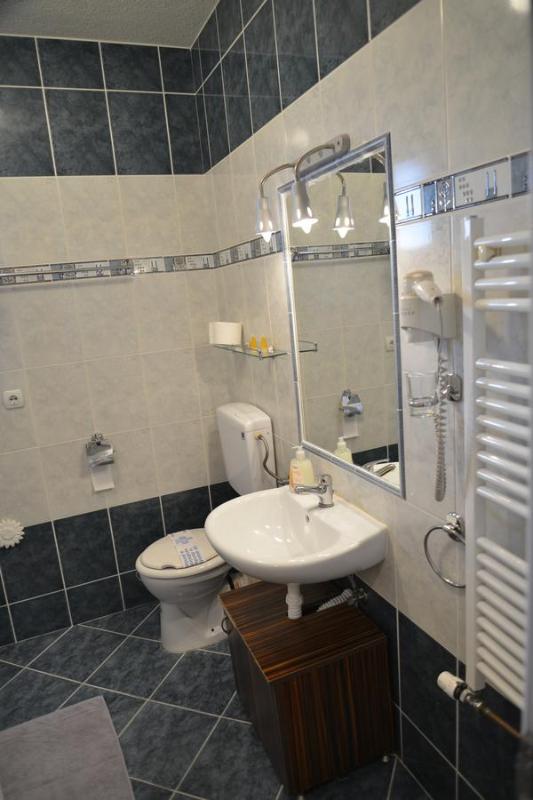 Triple Room image 2