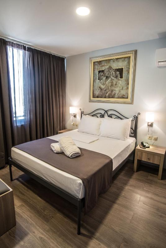 Family Two-Bedroom Suite image 1