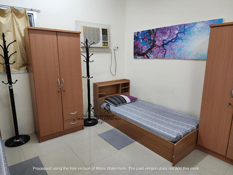Galaxia Imparcial Male Accommodation - image 4