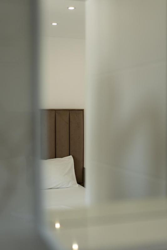 Rooms Mario with a pool - image 24