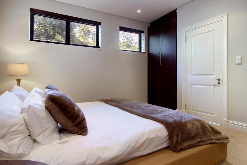 Three Bedroom Apartment image 2
