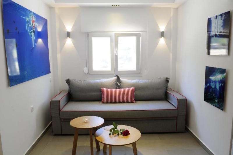 One-Bedroom Apartment - Ground Floor image 1