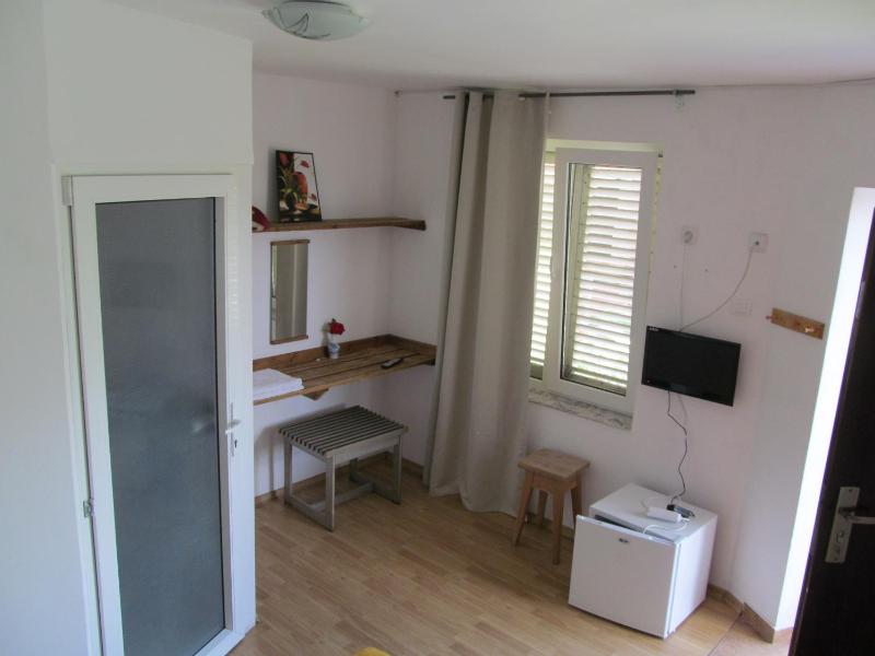Double Room with Private Bathroom image 4