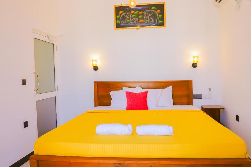 DNS Villa - image 36