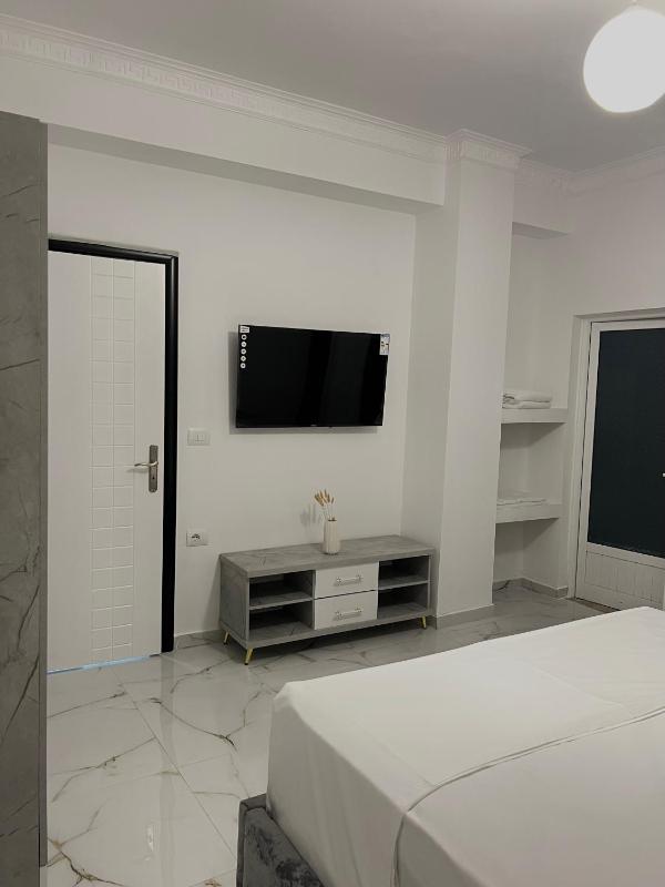 Vila JONI - image 2