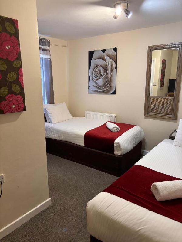 The Tudor House Hotel - image 13