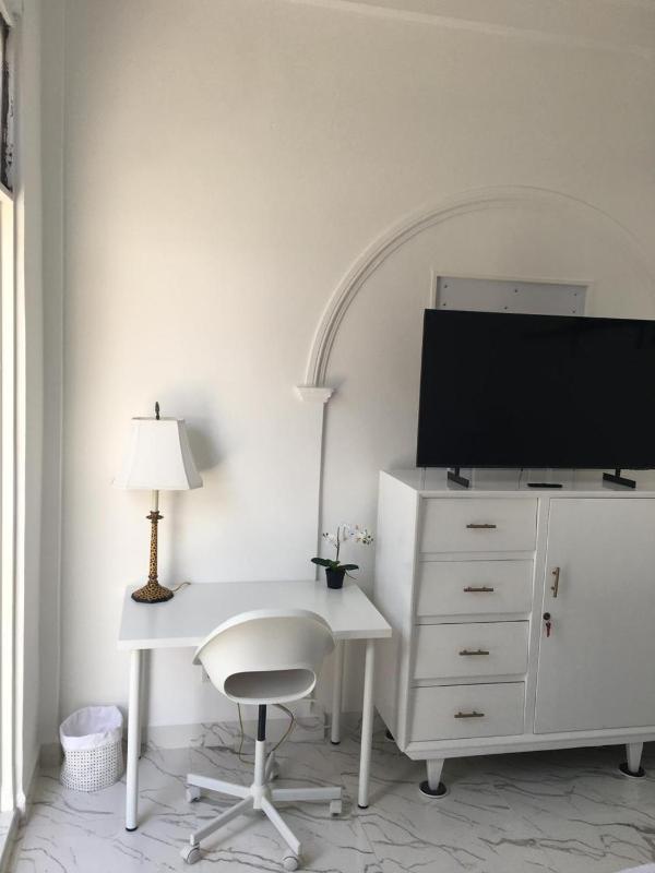Private room with bathroom - image 16