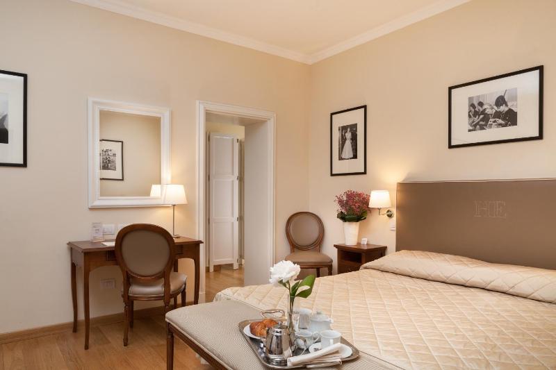 Classic Triple Room image 1