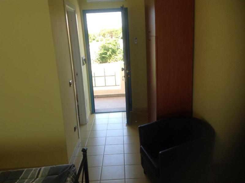 Double Room image 2