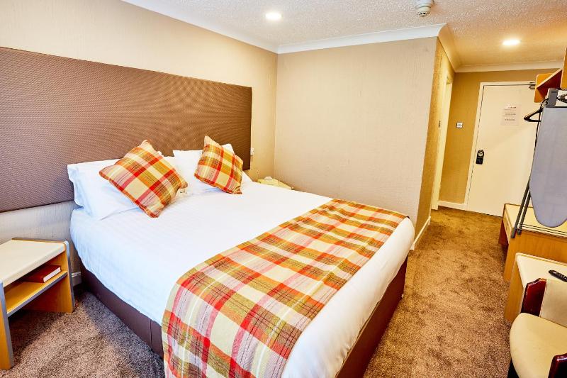 Double Room with Shower image 4