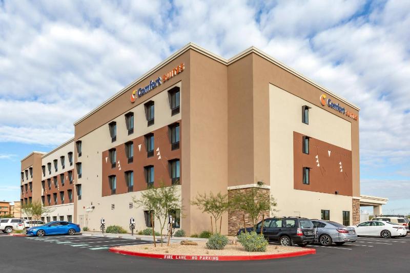 Comfort Suites Scottsdale Talking Stick Entertainment District - image 27
