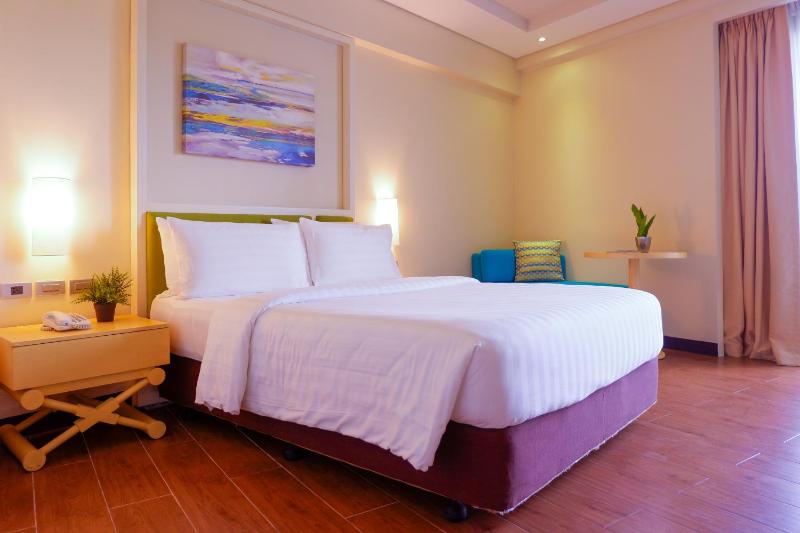 MCollection - Poolside Escape Near Boracay's Iconic Keyhole - image 10