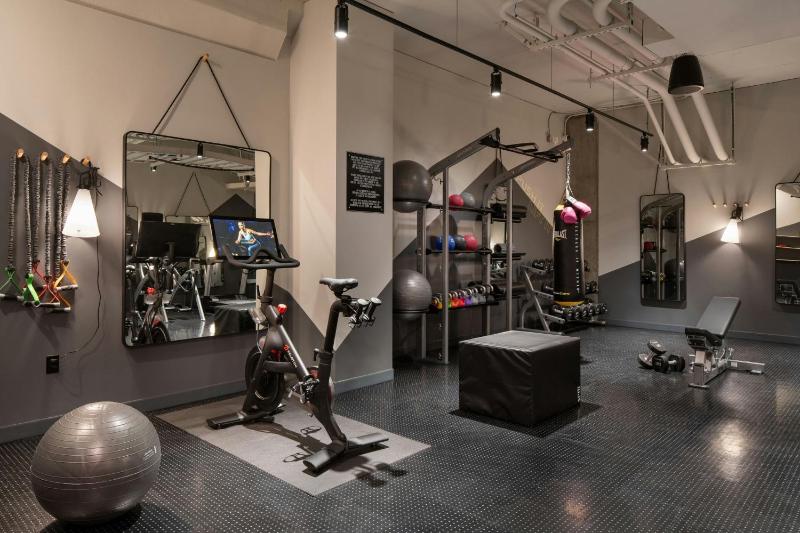Moxy Portland Downtown - image 16