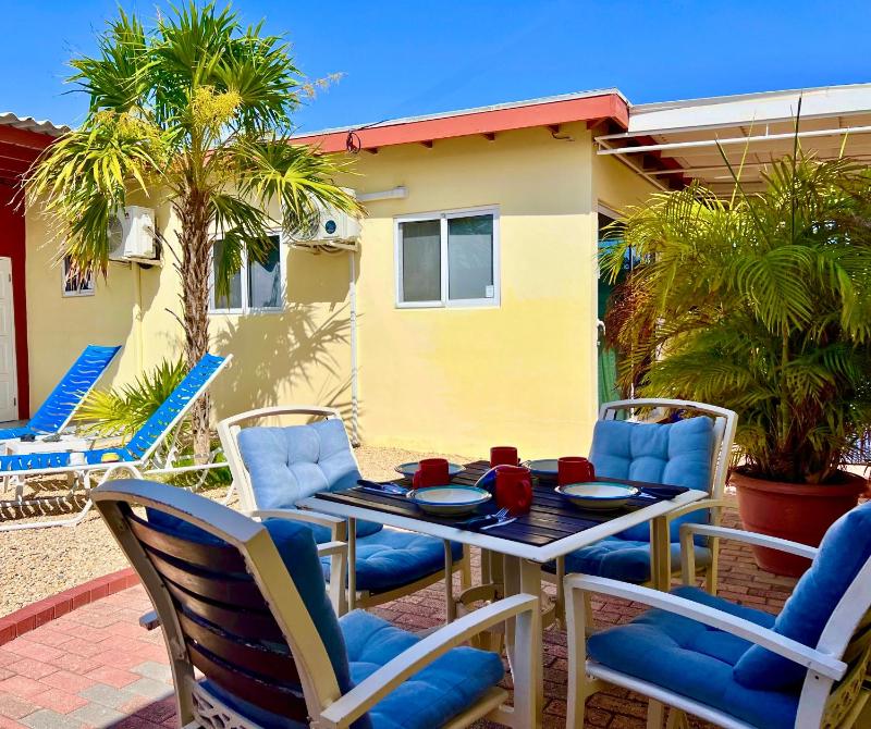 Bubali Gardens - Eagle Beach's Oasis - image 25