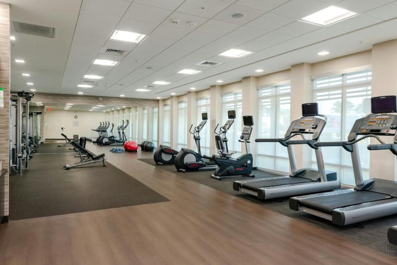 Courtyard by Marriott Savannah Airport - image 8