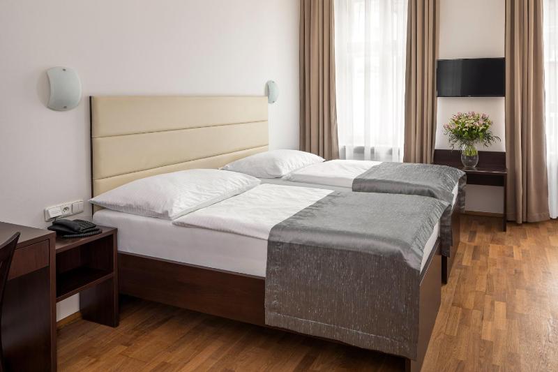 Hotel Unique - image 13