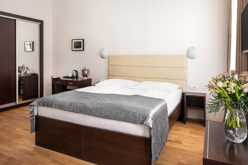 Hotel Unique - image 16