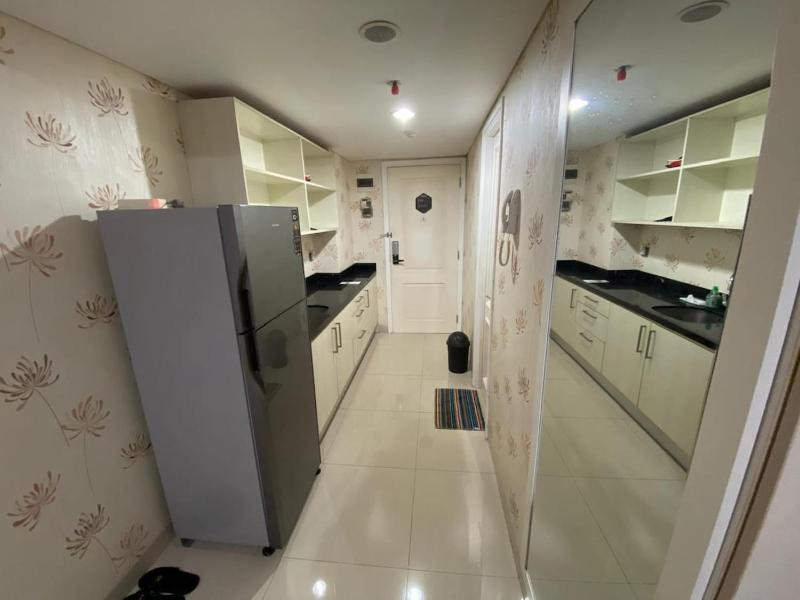 Comfy Studio Room Apartment - image 10