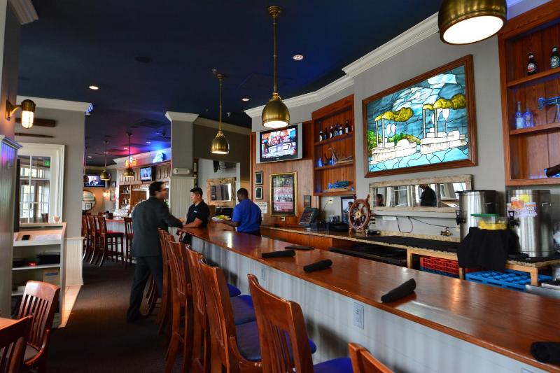 River Inn Of Harbor Town - image 16