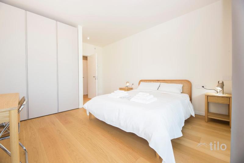 Waterfront Lux | 2BR | A/C| Parking By Tilo - image 12