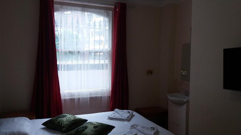 Three-Bedroom Apartment image 2