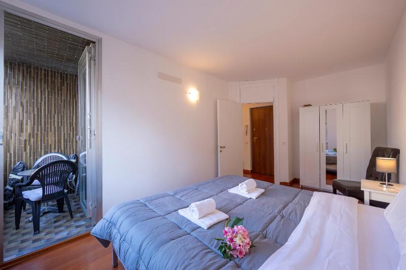 Sunlight - 150m from the lake - Happy Rentals - image 4