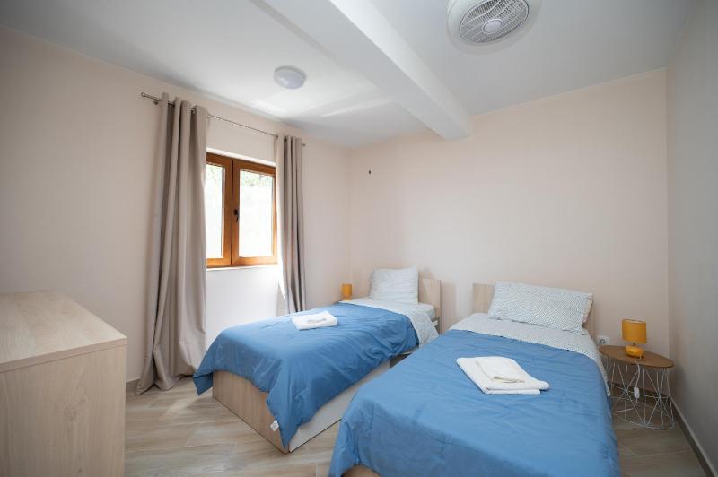 Holiday house with a parking space Pakostane Biograd - 23466 - image 11
