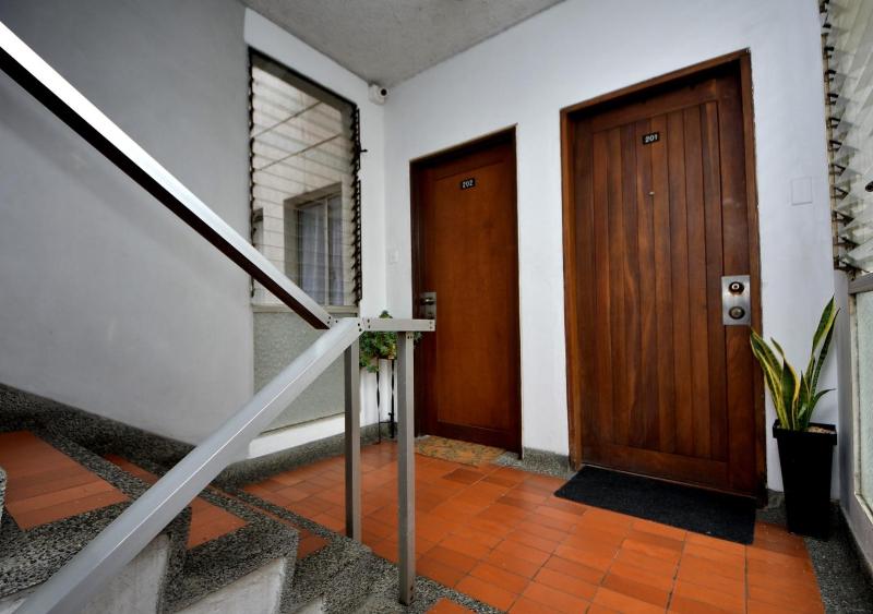 In the Heart of Calis Best Area - image 6