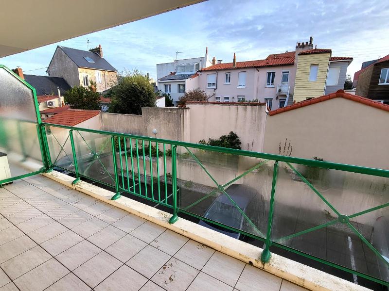 Appartement T2 : grande terrasse équipée parking à 200m de la mer et 400m de la plage - FR-1-92-735 - image 1