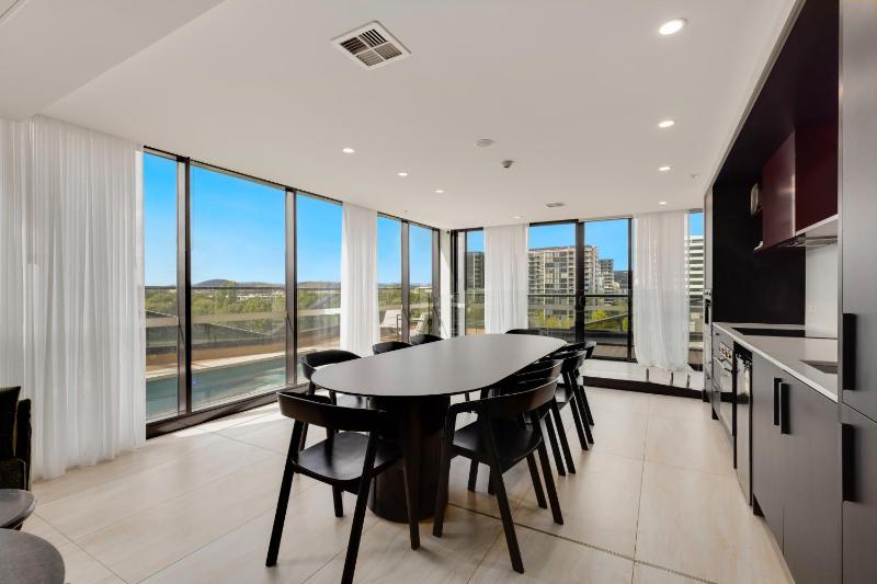 CBR CBDStylish 2BR Parkside Retreat w 2 parking - image 6