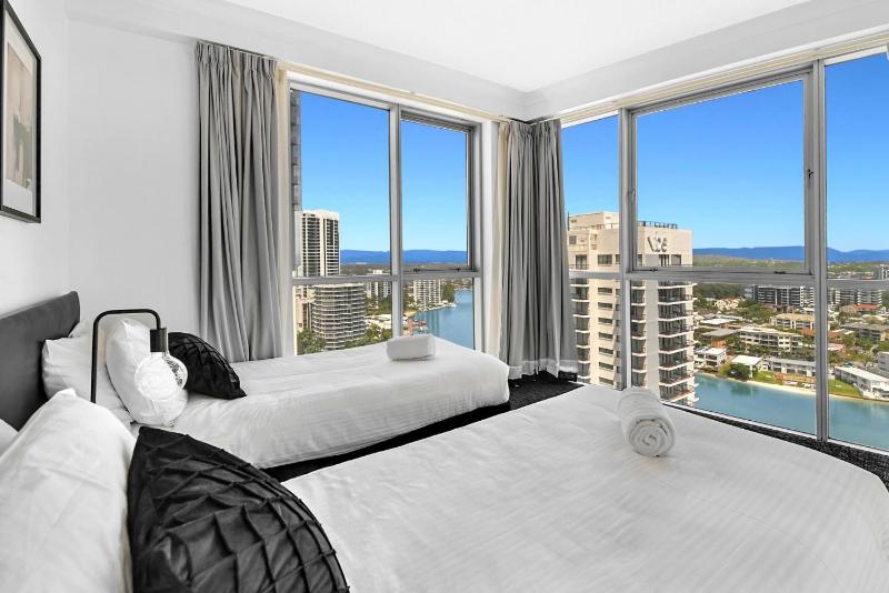 Apt 2177 - Chevron Towers - Surfers Paradise - image 8