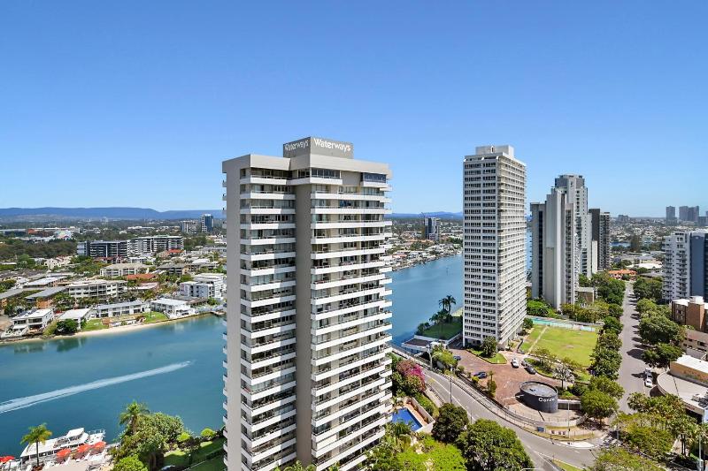 Apt 2177 - Chevron Towers - Surfers Paradise - image 15