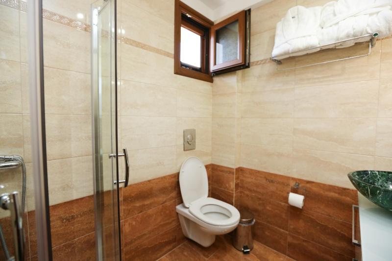 Two-Bedroom Apartment image 3