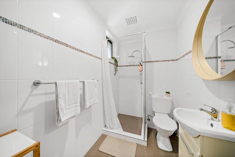 Quaint and Cosy Apartment in Inner Perth - image 7
