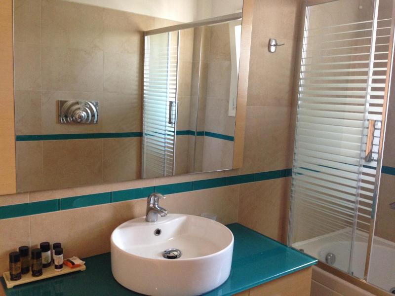 Honeymoon Suite image 1