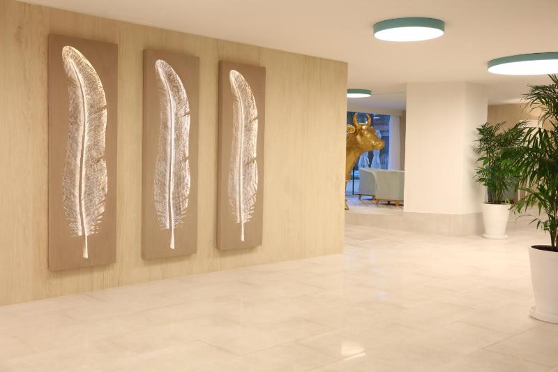 Iberostar Selection Playa de Palma - image 8