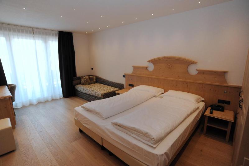 Junior Suite image 2