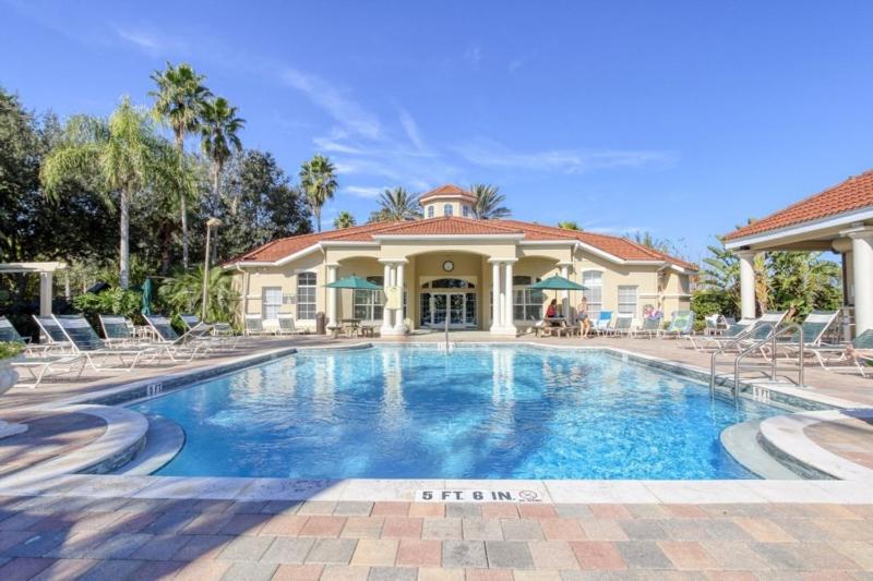 Emerald Island Resort 6 Bed Pool & Spa villa - image 11