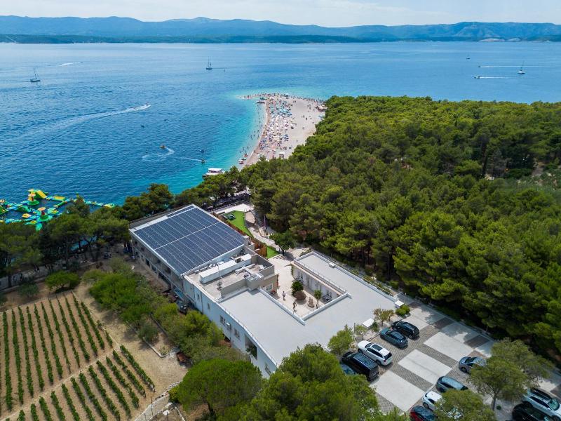 Zlatni Rat Beach Resort - image 41