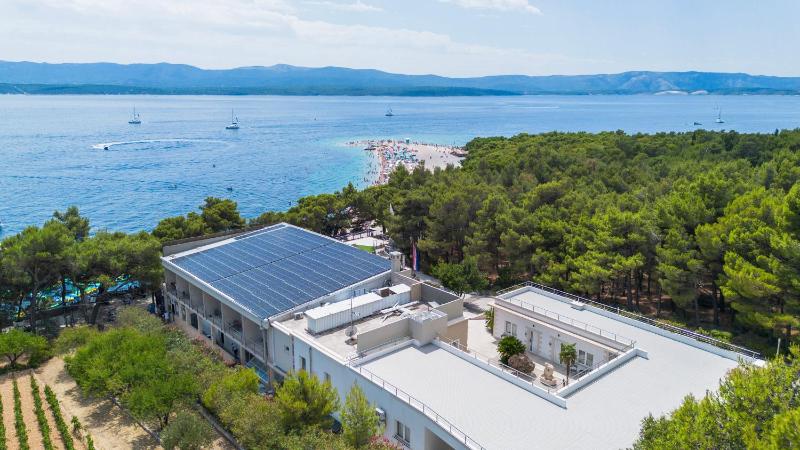 Zlatni Rat Beach Resort - image 12