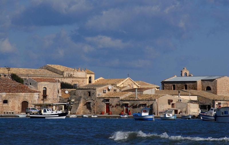 Amazing Home In Marzamemi With House Sea View - image 27