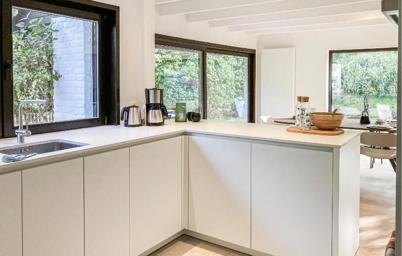 Nice Home In Koksijde With Wifi - image 19