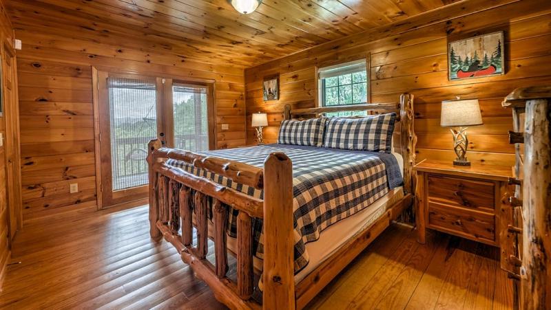 Cavalier Cabin - image 13