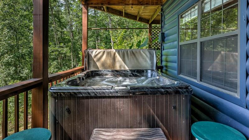 Cavalier Cabin - image 24